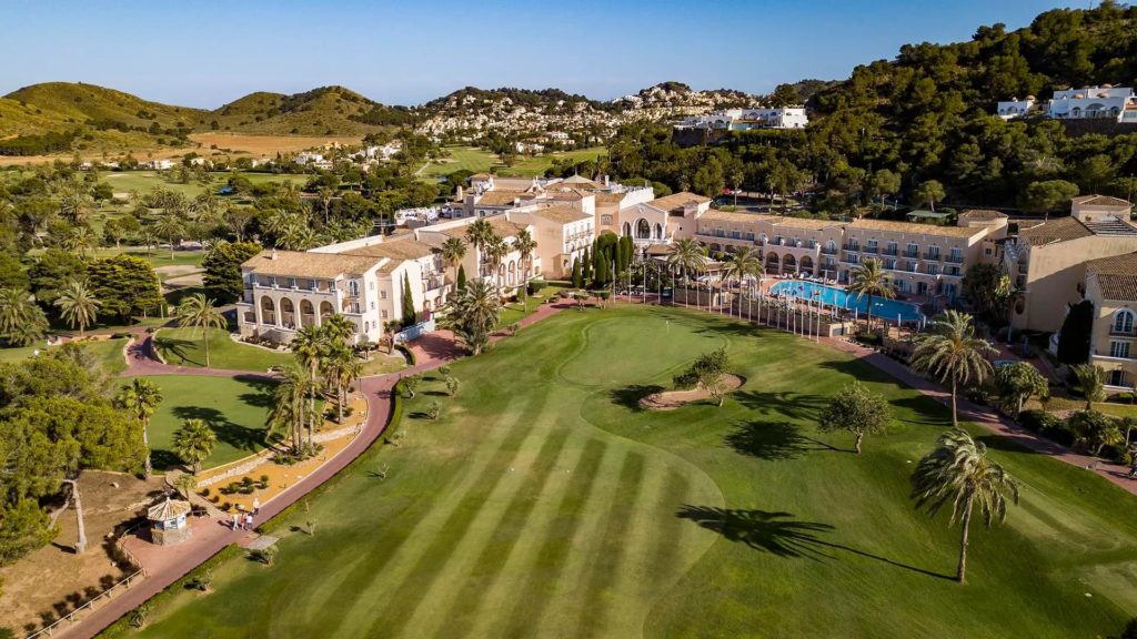 golf destination